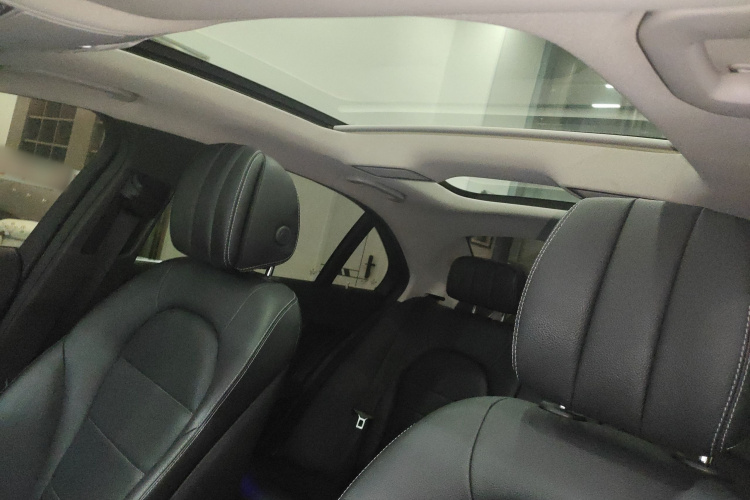 奔驰C级 2020款 C 260 L 运动版中控内饰22