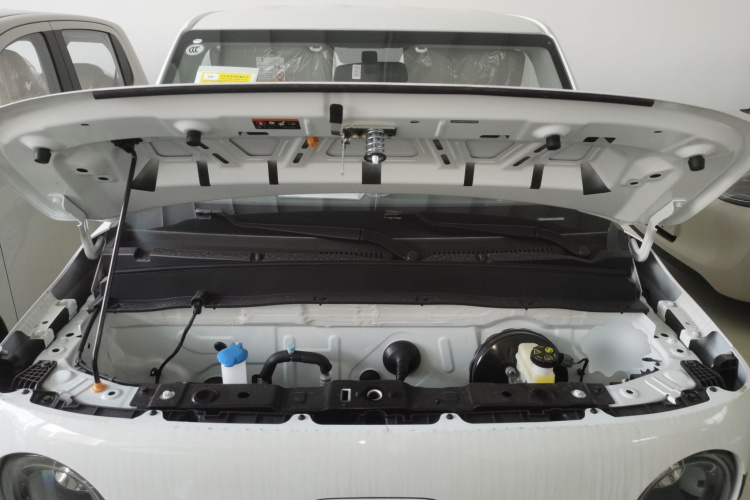 吉利银河 熊猫 2025款 210km 元气熊机舱底盘24