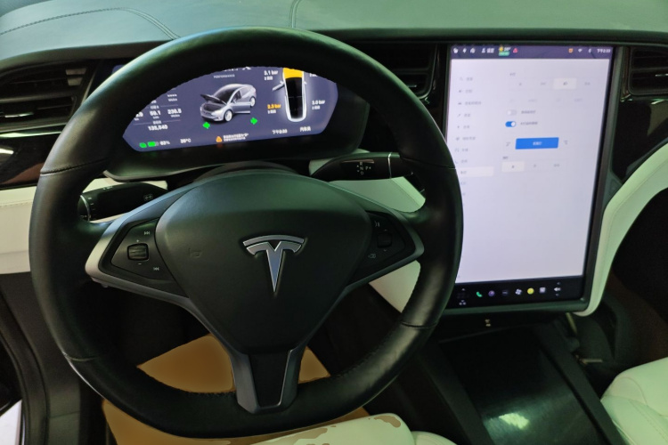 特斯拉 Model X 2019款 Performance 高性能版中控内饰12