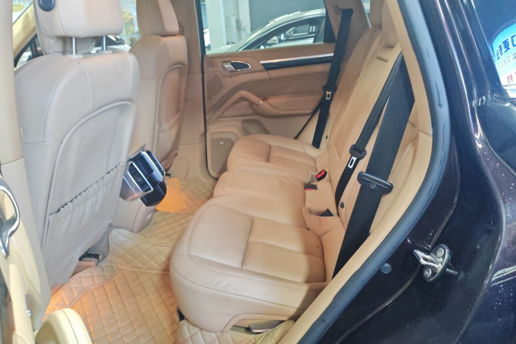 保时捷 2015款 Cayenne 3.0T中控内饰21