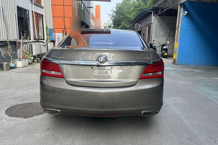 别克 君越 2013款 2.4L SIDI精英舒适型车身外观6004