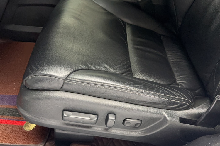 本田CR-V 2013款 2.4L 四驱豪华版局部细节9002