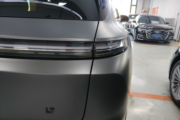 理想汽车 理想L7 2023款 Max车身外观9