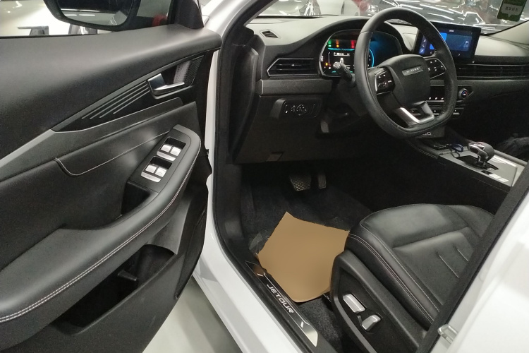 捷途X70S 2023款 1.5T DCT荣耀版 7座中控内饰20