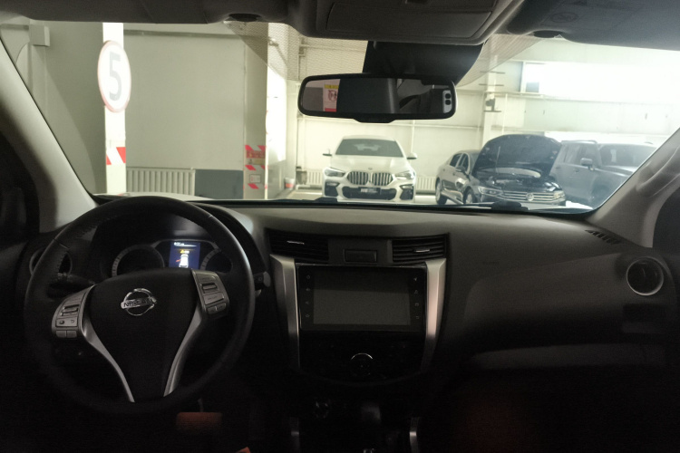 日产 途达 2020款 2.5L XV 4WD 自动四驱旗舰版中控内饰7002