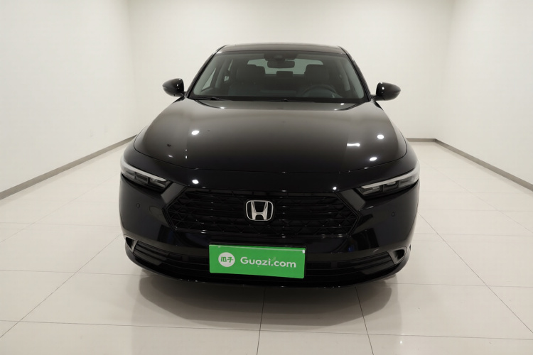 本田 雅阁 2024款 260TURBO 尊贵版车身外观2