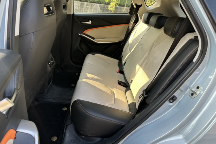 思皓X6 2022款 1.5T DCT音智版车身外观6006