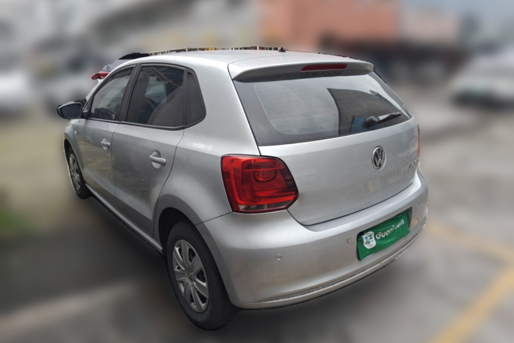 大众 Polo 2013款 1.4L 手动风尚版车身外观5