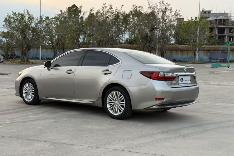 雷克萨斯ES 2015款 250 典雅版车身外观6004