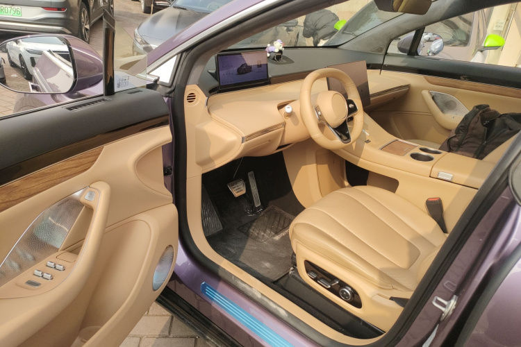 鸿蒙智行 智界R7 2024款 纯电 736km UItra中控内饰7003