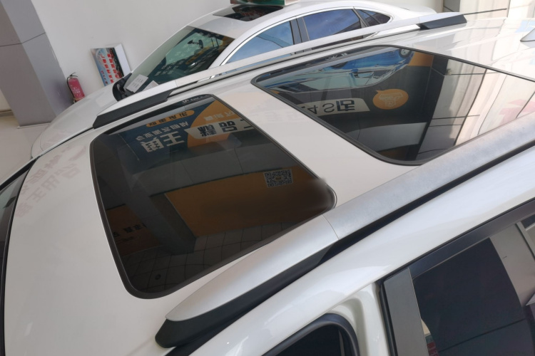 丰田 RAV4荣放 2015款 2.5L 自动四驱精英版局部细节57