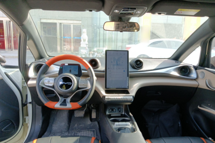 比亚迪 海豚 2023款 420km 时尚版中控内饰12