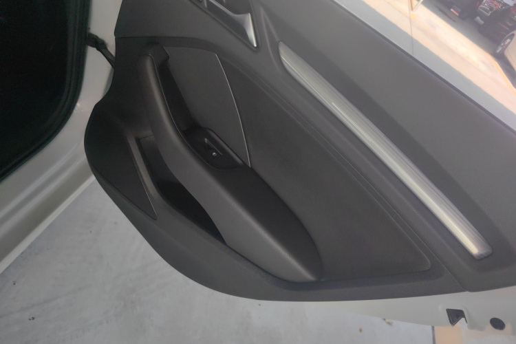 奥迪A3 2016款 Limousine 35 TFSI 领英型局部细节9002