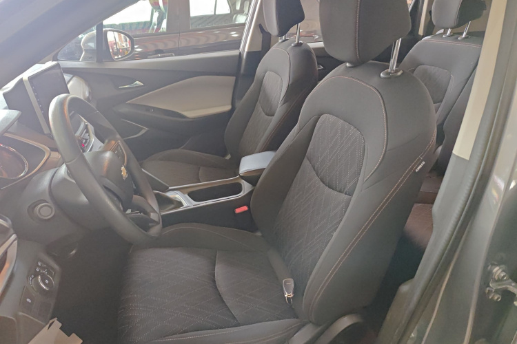 雪佛兰 沃兰多 2018款 530T 自动劲享版（5+2款） 国V局部细节19