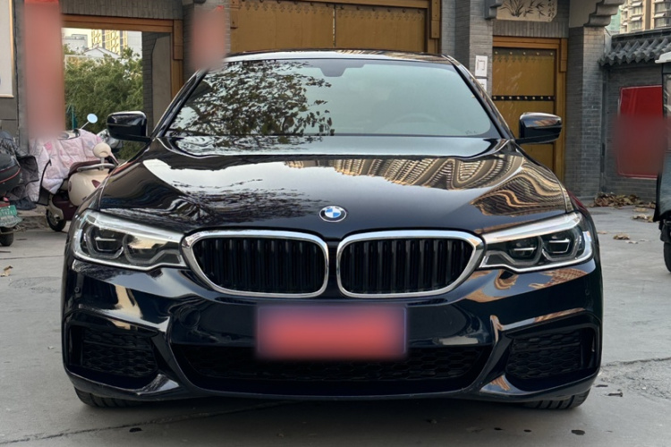 宝马5系 2019款 改款 525Li M运动套装车身外观6003