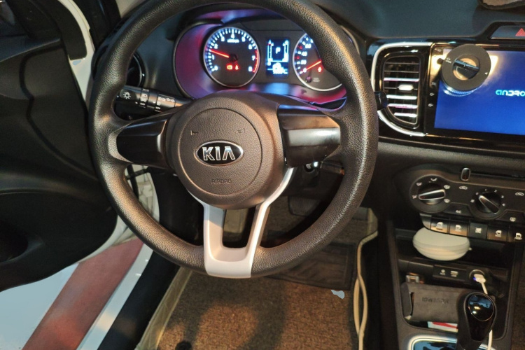 起亚 焕驰 2017款 1.4L 自动智享版Value局部细节13