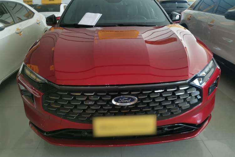 福特 蒙迪欧 2025款 2.0T EcoBoost 至尊型车身外观2