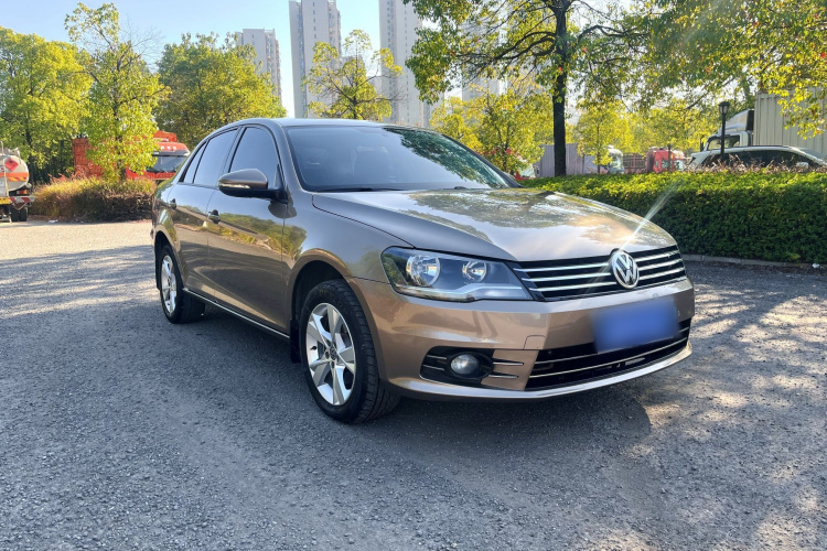 大众 宝来 2015款 质惠版 1.6L 手动时尚型车身外观6010