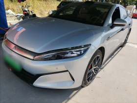 比亚迪 汉L 2025款 EV 四驱激光雷达旗舰型