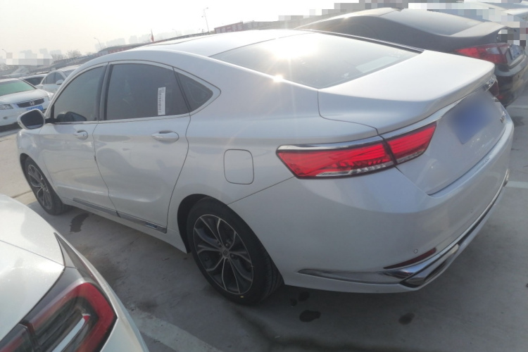 吉利汽车 博瑞 2018款 1.5T MHEV 耀智版车身外观4