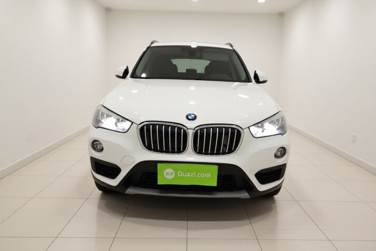 宝马X1 2016款 sDrive18Li 时尚型车身外观2