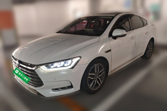 比亚迪 秦Pro新能源 2018款 DM 1.5TI 自动智联锐享型