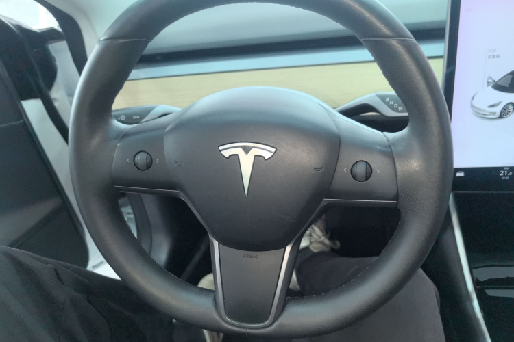 特斯拉 Model 3 2019款 标准续航后驱升级版中控内饰13