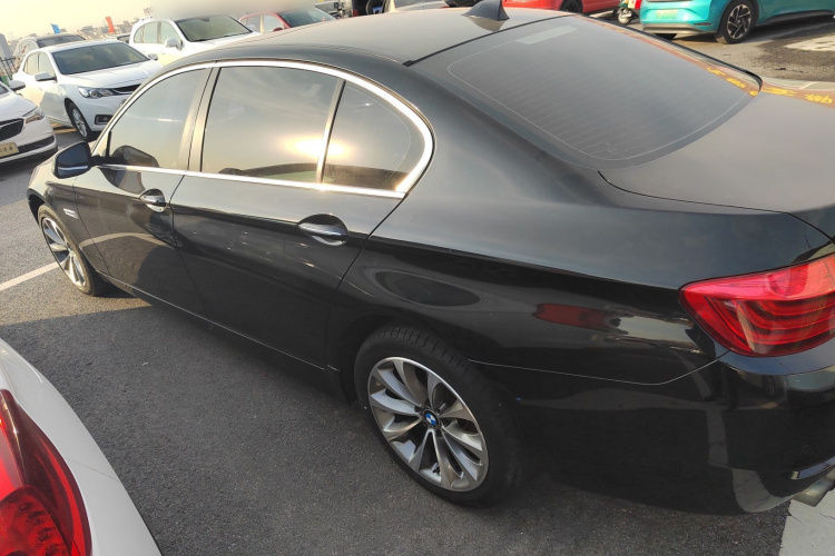 宝马5系 2017款 525Li 领先型车身外观6003