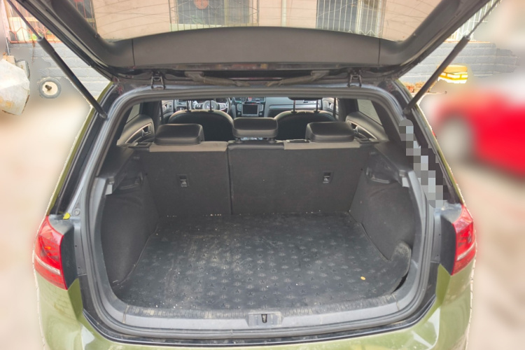 大众 高尔夫 2017款 280TSI 自动R-Line百万辆纪念版局部细节23