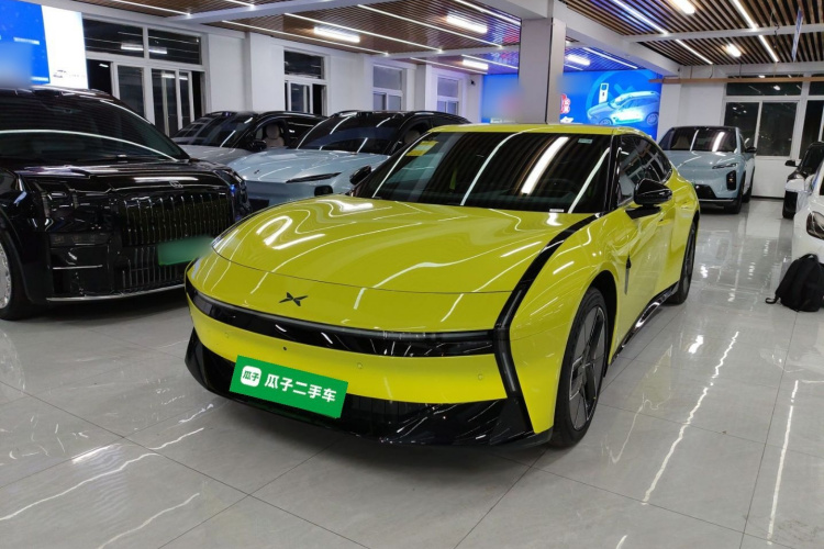 小鹏P7 2025款 702 长续航 Ultra车身外观1