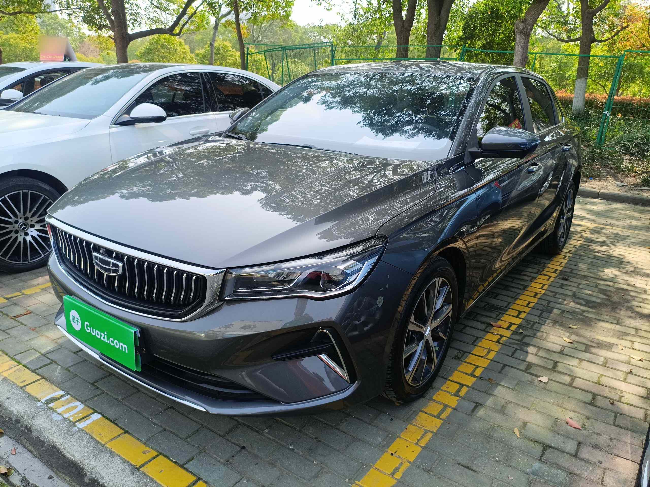 吉利汽车 帝豪 2023款 第4代冠军版 1.5L CVT尊贵型(2)