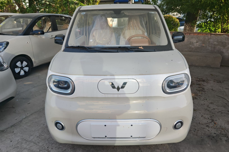 五菱汽车 宏光MINIEV 2024款 第三代 215km 青春版车身外观2