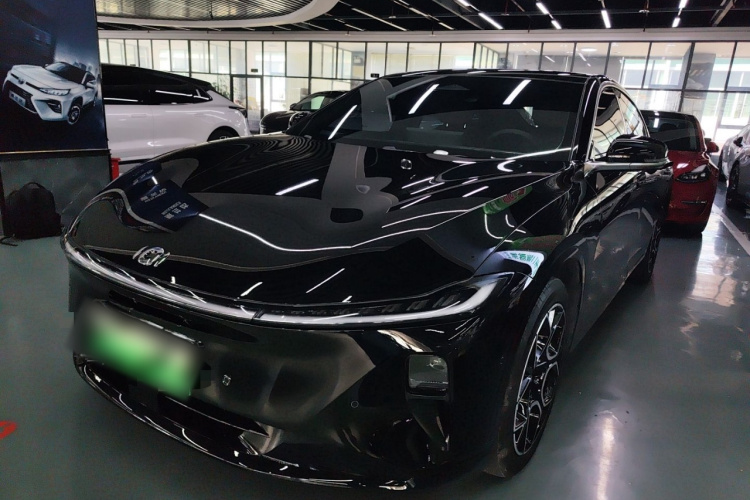 长安启源A07 2025款 蓝鲸纯电版 710旗舰型车身外观1