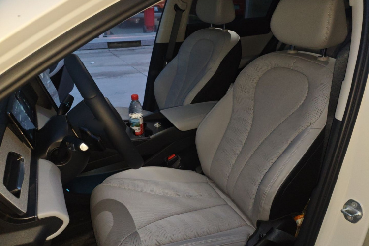 比亚迪 海豹06 DM-i旅行版 2025款 DM-i 80KM尊贵型局部细节19