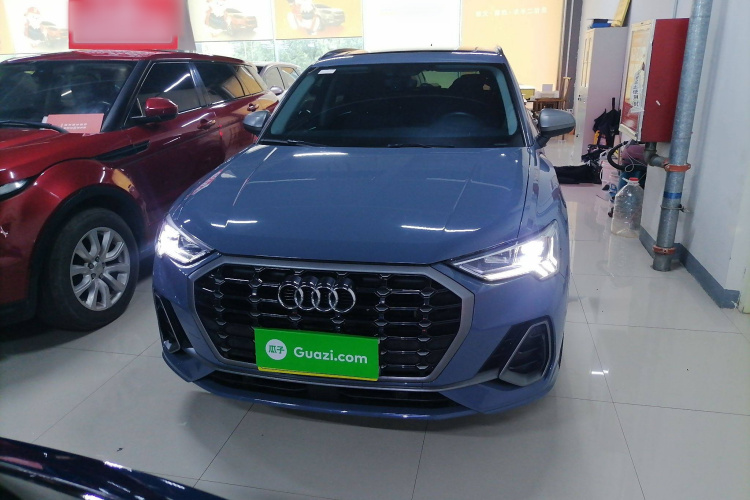 奥迪Q3 2022款 40 TFSI RS套件燃速型车身外观6001