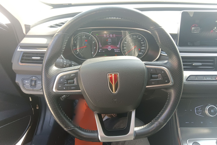 红旗H5 2022款 经典款 改款 1.5T DCT旗韵版中控内饰13