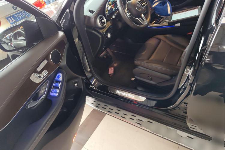 奔驰GLC 2021款 GLC 260 L 4MATIC 豪华型中控内饰7003