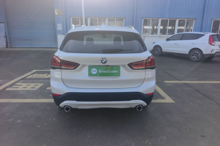 宝马X1 2020款 sDrive20Li 时尚型车身外观6004