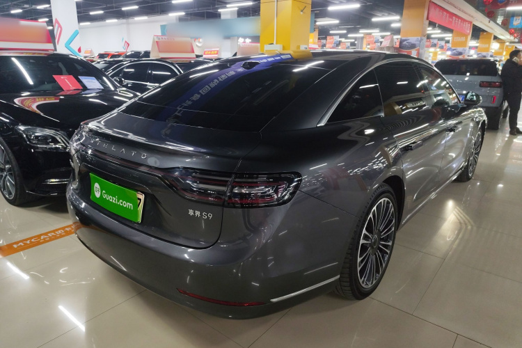 鸿蒙智行 享界S9 2024款 纯电 Ultra 四驱旗舰版车身外观7