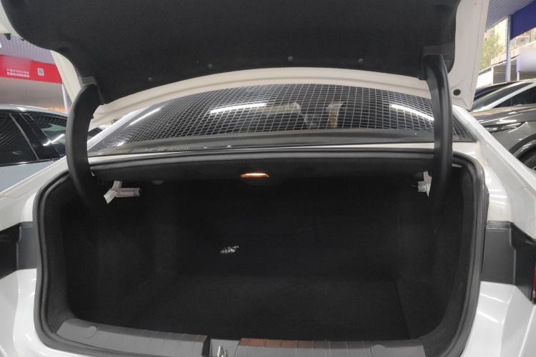 比亚迪 秦PLUS 2021款 EV 500KM 尊贵型机舱底盘23