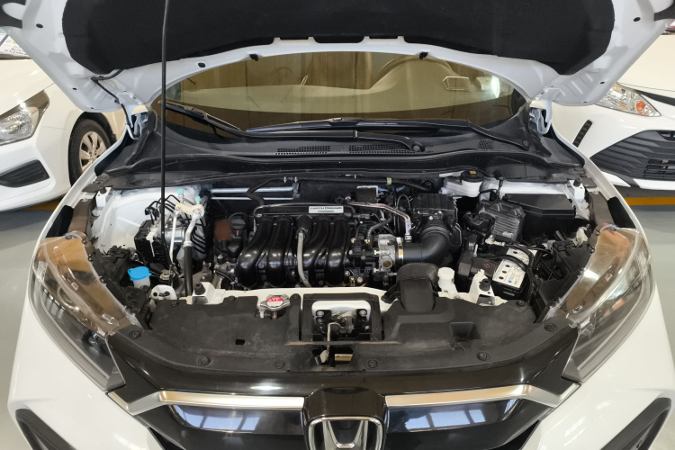 本田XR-V 2020款 1.5L CVT舒适版机舱底盘24