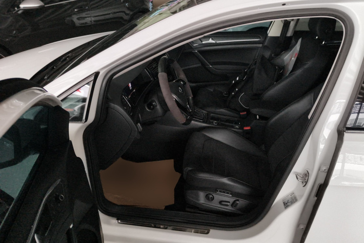 大众 高尔夫 2019款 280TSI DSG豪华型 国VI中控内饰19
