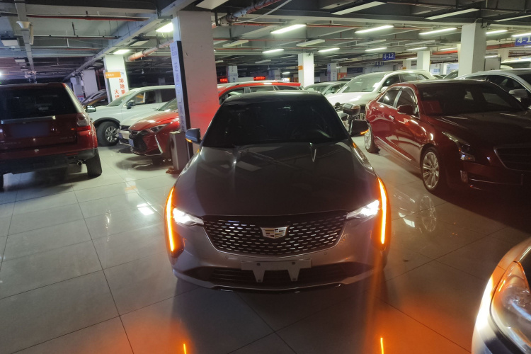 凯迪拉克CT4 2023款 28T 豪华型车身外观2