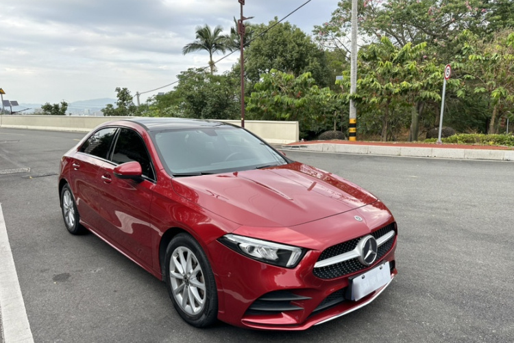 奔驰A级 2020款 A 200 L 运动轿车车身外观6003