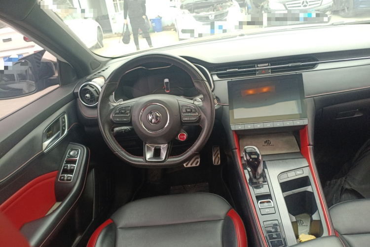 名爵 MG6 2020款 1.5T 自动Trophy豪华版中控内饰13
