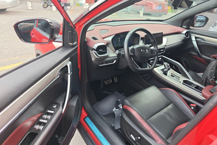 吉利汽车 缤越 2019款 运动款 260T DCT Battle 国V中控内饰7003