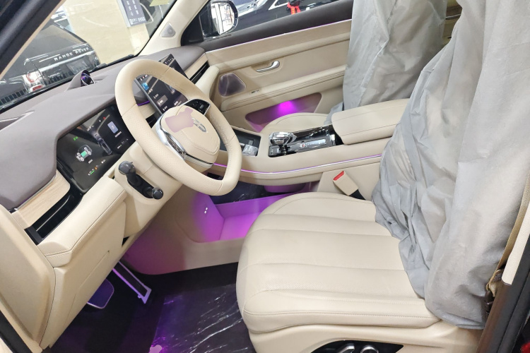 鸿蒙智行 问界M7 2024款 1.5T 智驾后驱Pro版 5座中控内饰19