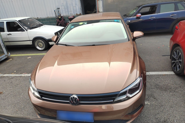 大众 凌渡 2017款 230TSI DSG风尚版车身外观2