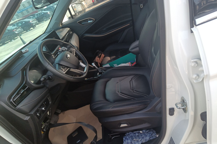 江汽集团 江淮iEVS4 2019款 豪华智享型中控内饰19