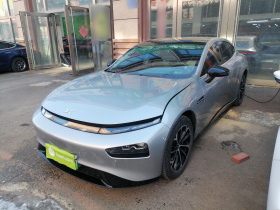 小鹏P7 2022款 586G